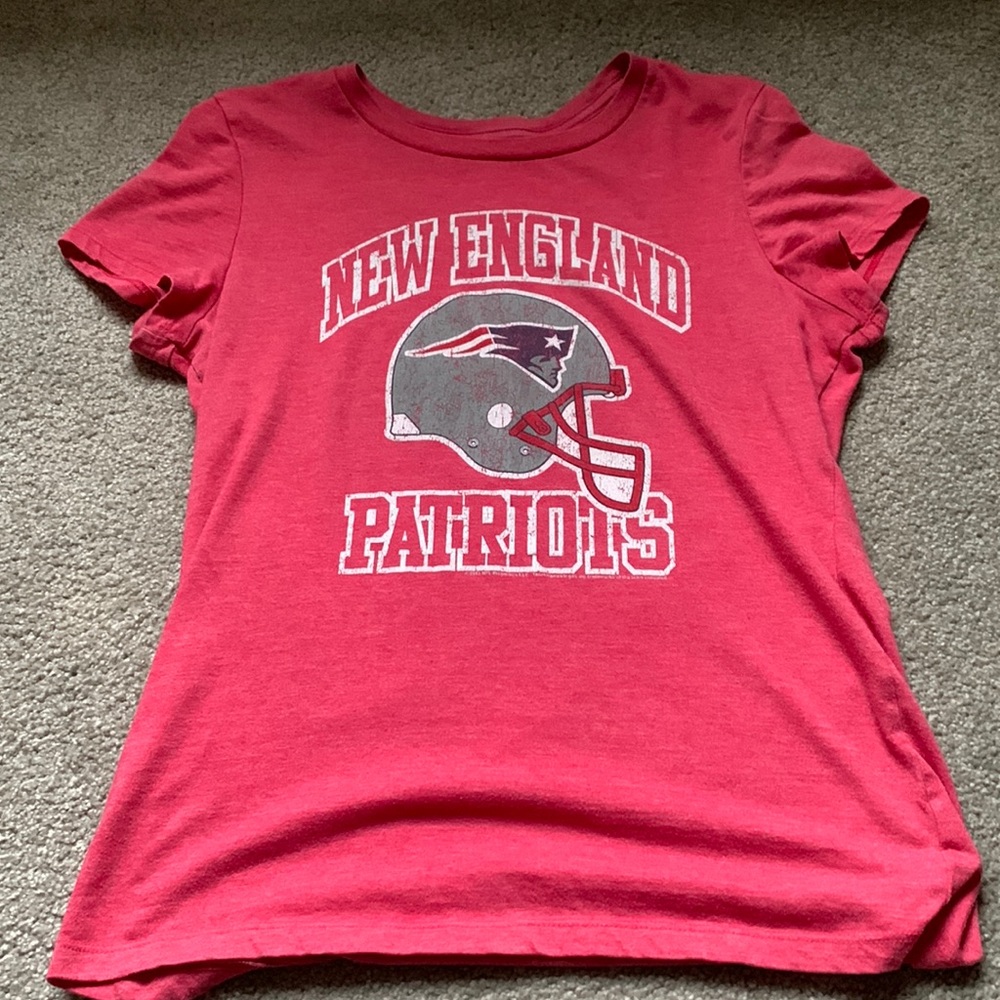 Old Navy New England Patriots T-Shirt Size Medium